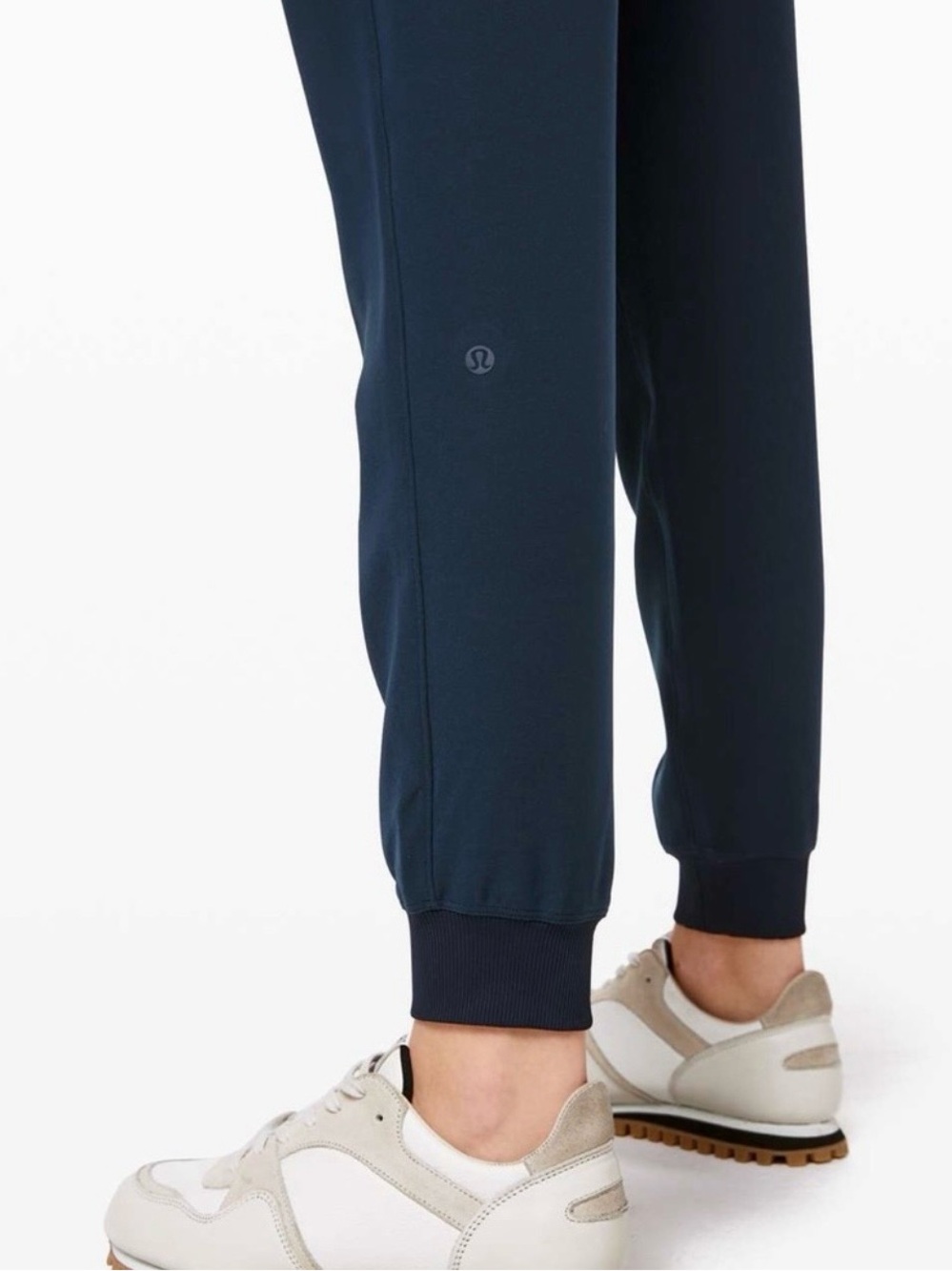Lululemon Jogger - Picture 5 of 5